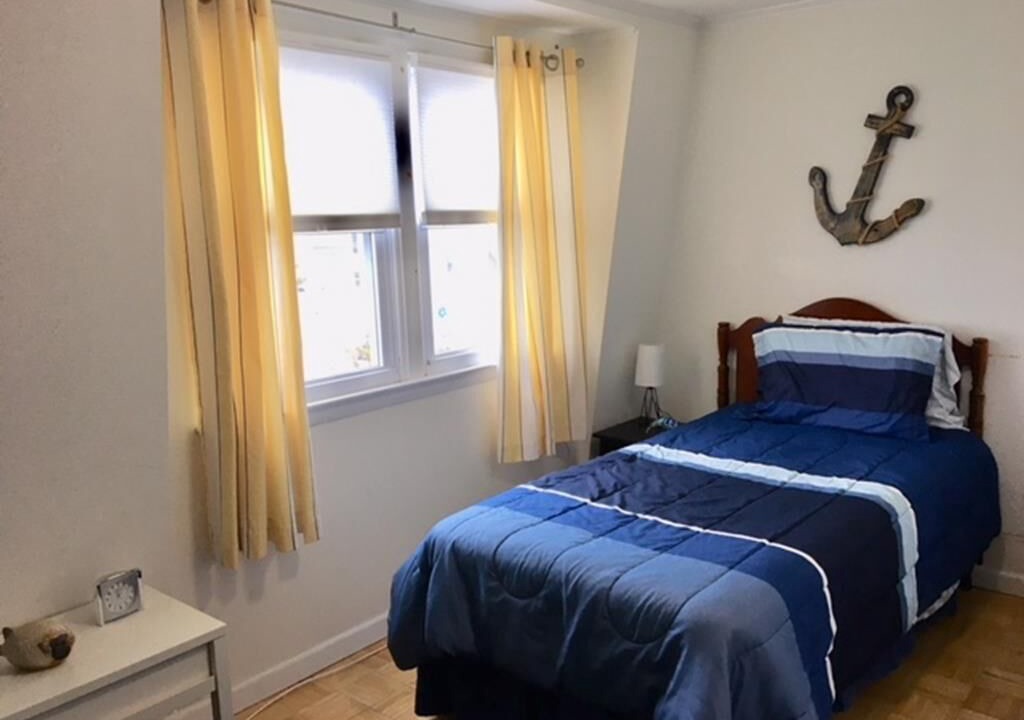 Photo of Others in Ship Bottom