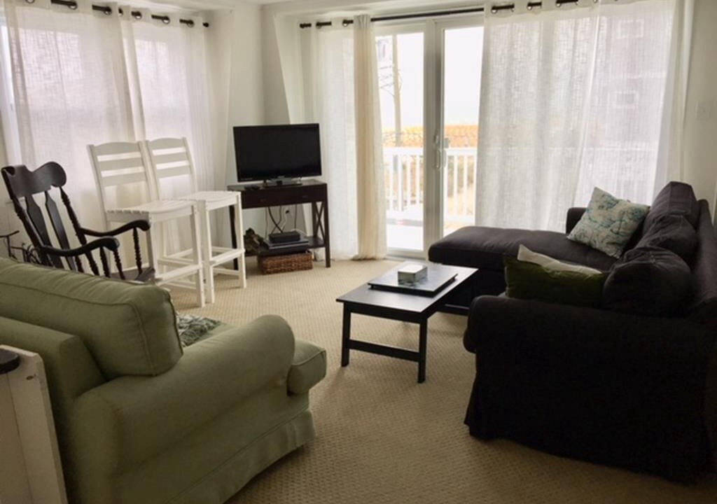 Photo of Others in Ship Bottom