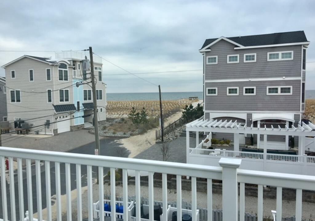 Photo of Others in Ship Bottom