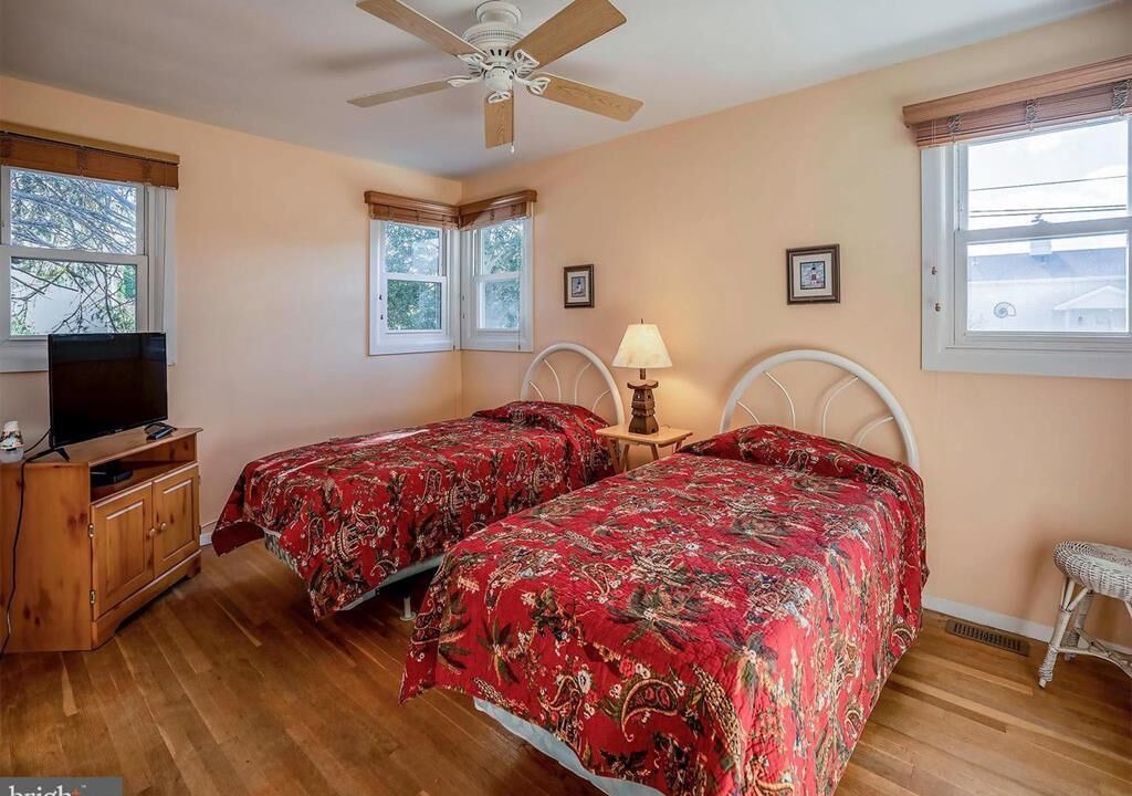 Photo of Bedroom in Loveladies
