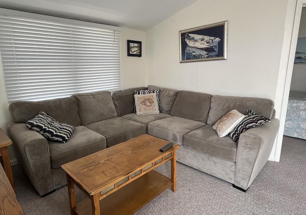 Photo of Livingroom in Beach Haven Gardens