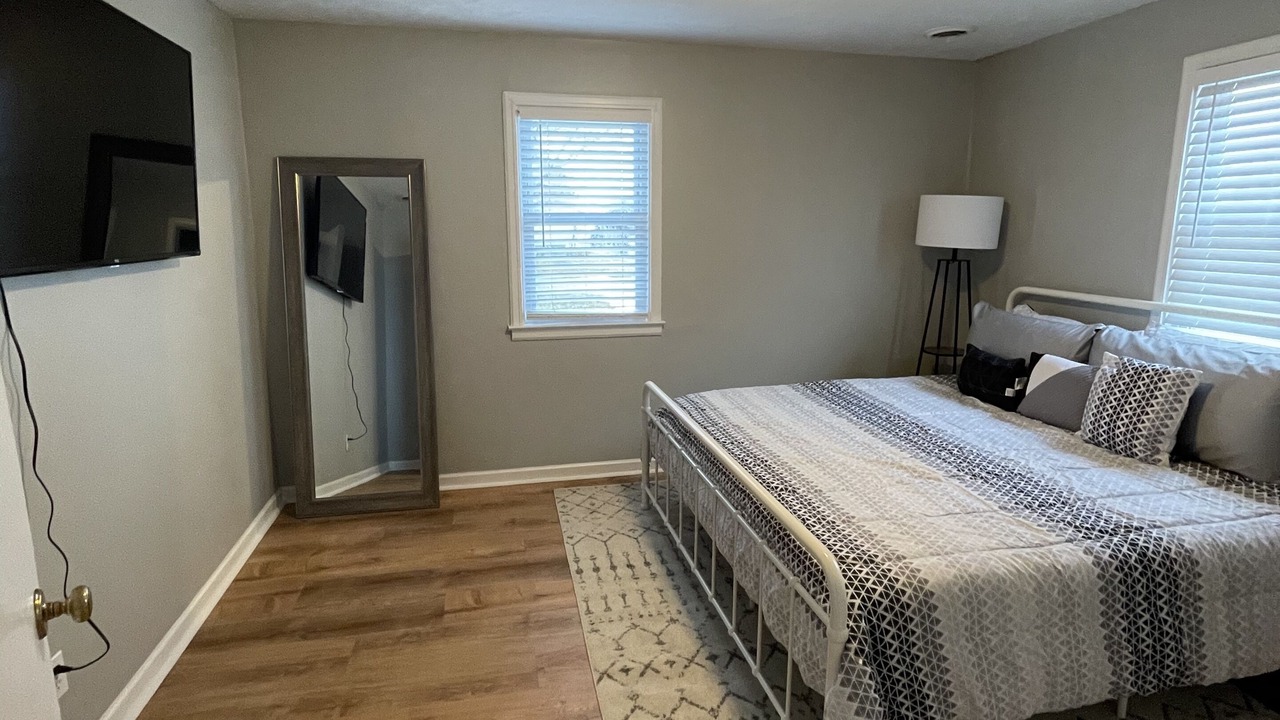 Photo of Bedroom in Bowling Green