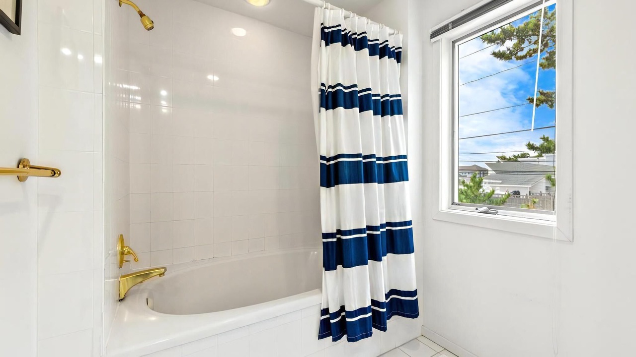 Photo of Others in Loveladies