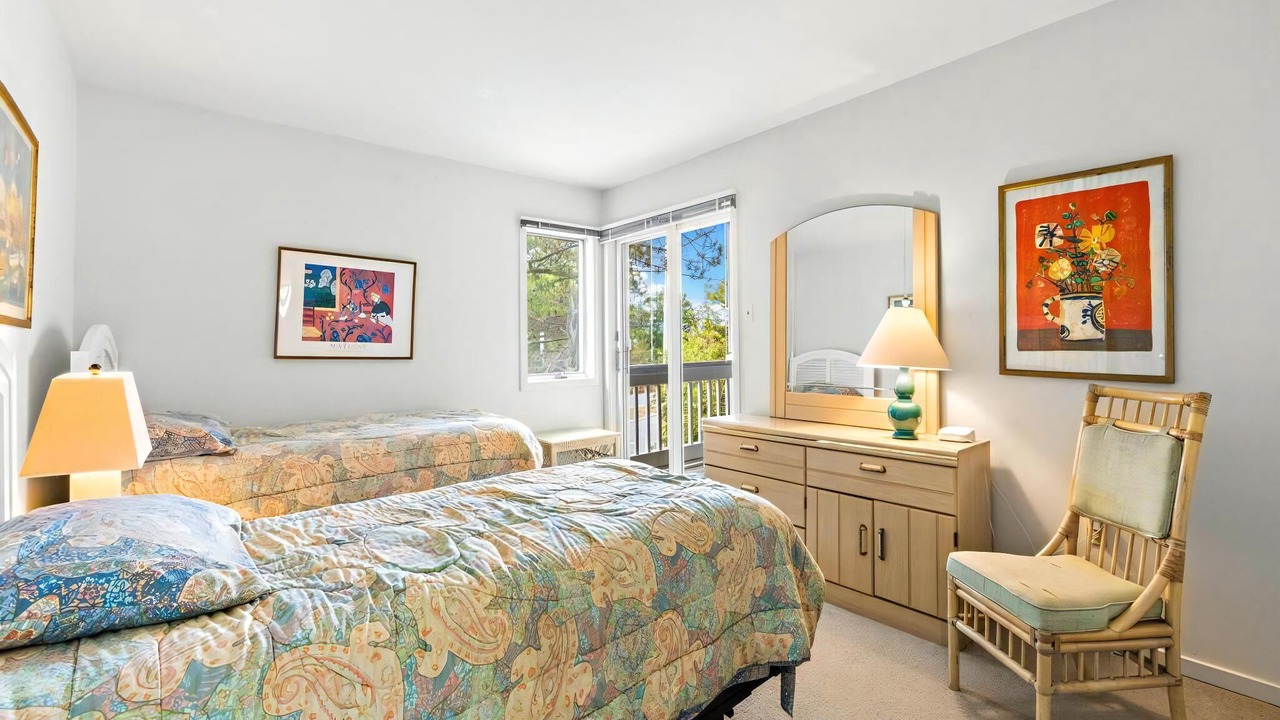 Photo of Others in Loveladies