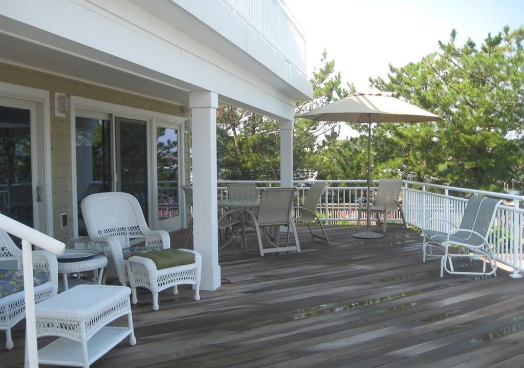 Photo of Others in Loveladies