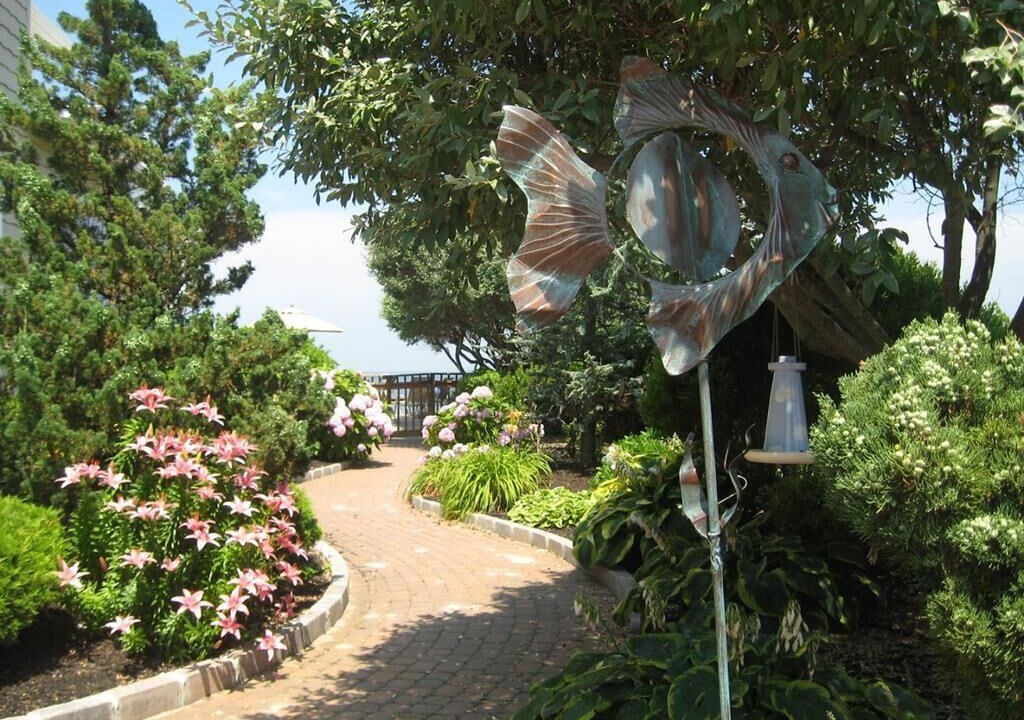 Photo of Others in Loveladies