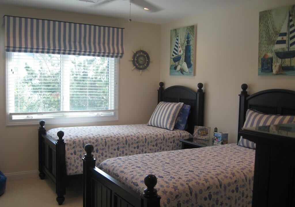 Photo of Others in Loveladies