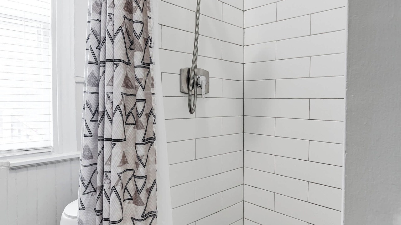Photo of Bathroom in Fan District