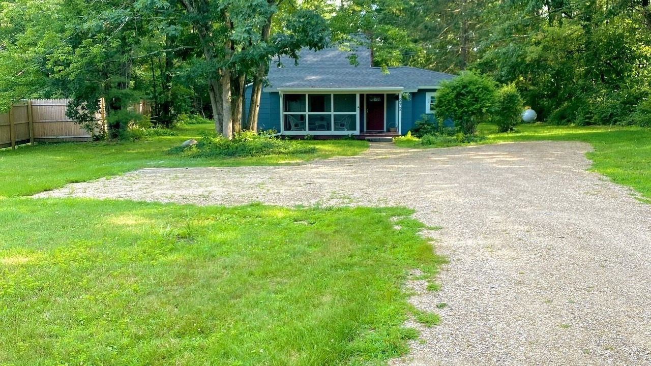 Photo of Outdoor in Ashley Falls