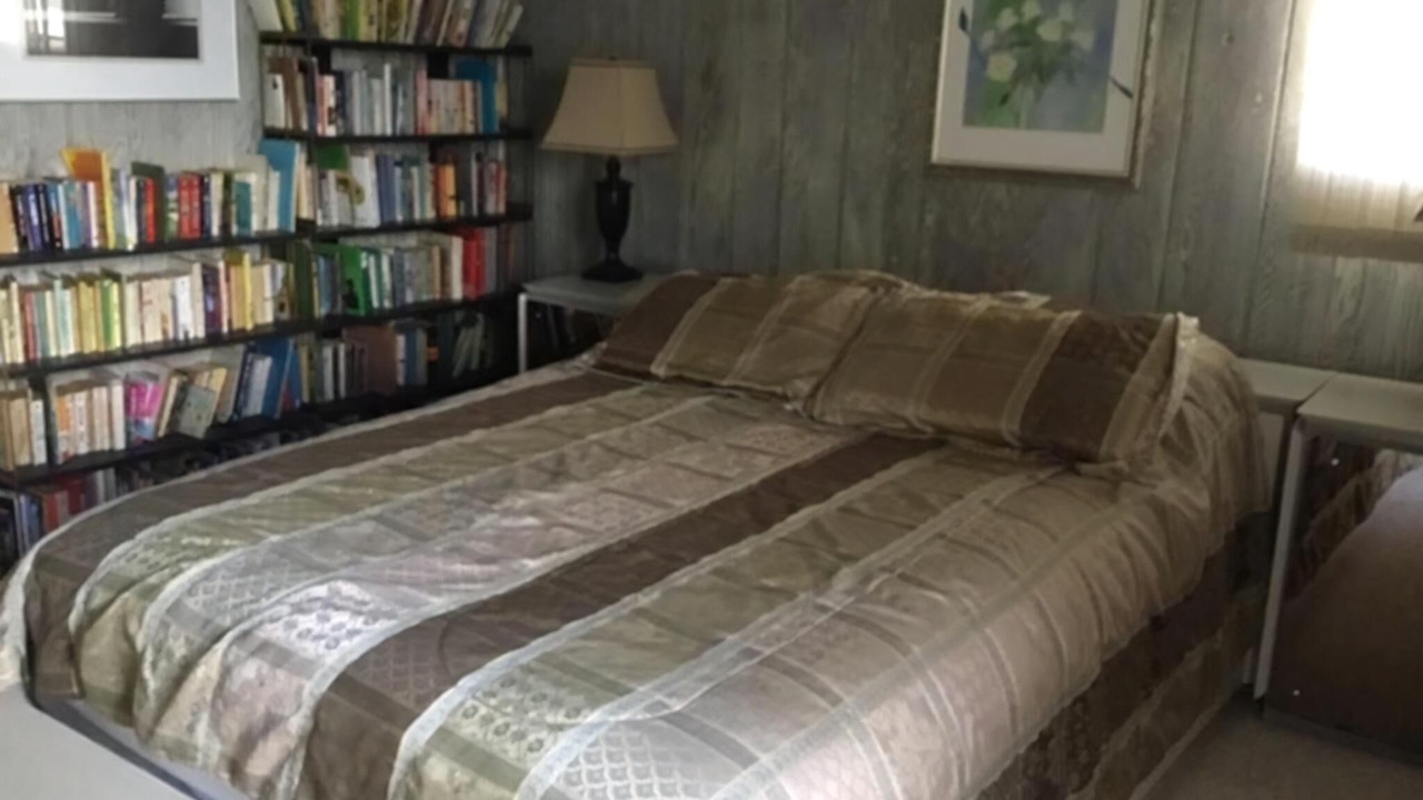 Photo of Others in Loveladies