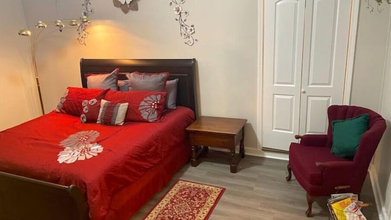 Photo of Bedroom in Perry