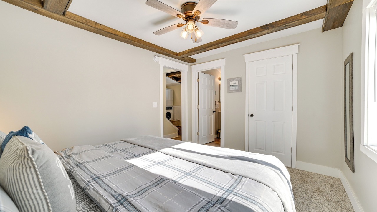 Photo of Bedroom in Long Lake