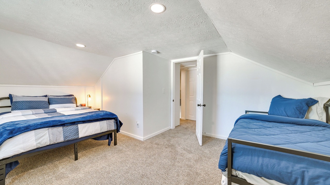 Photo of Bedroom in Long Lake
