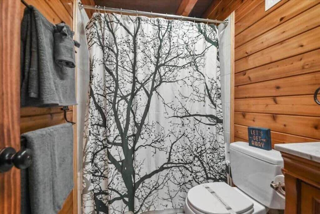 Photo of Bathroom in Tobyhanna