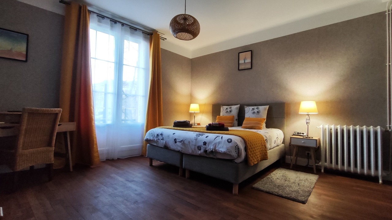 Photo of Bedroom in Toul