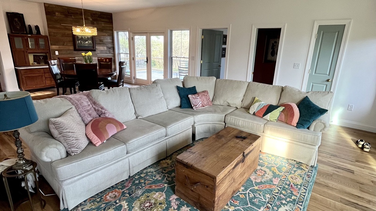 Photo of Livingroom in Crozet