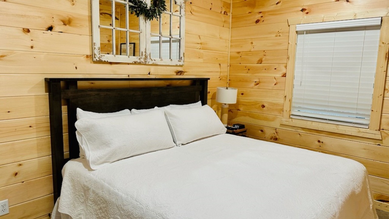 Photo of Bedroom in Mountain View