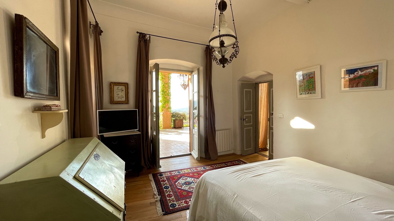 Photo of Bedroom in Calenzana