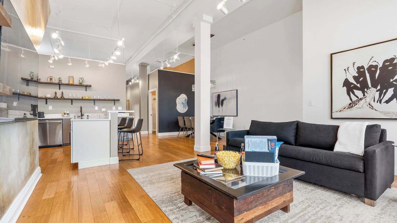 Photo of Livingroom in Shelby Park