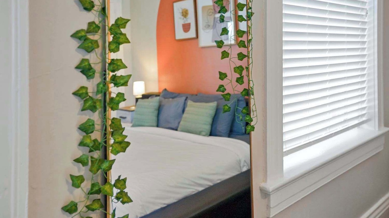 Photo of Bedroom in Shelby Park