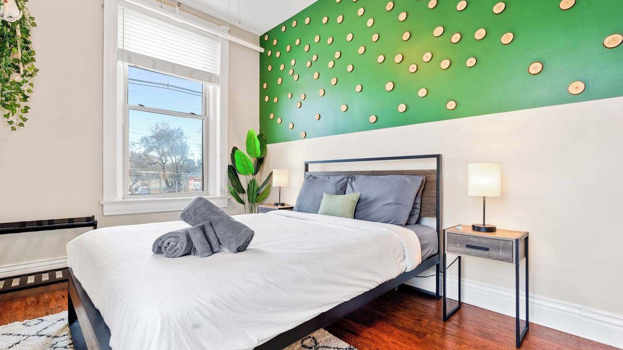 Photo of Bedroom in Shelby Park