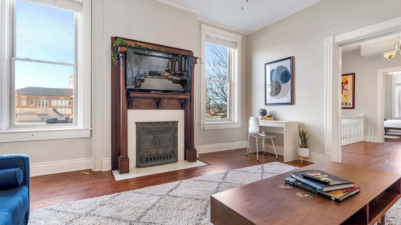 Photo of Livingroom in Shelby Park