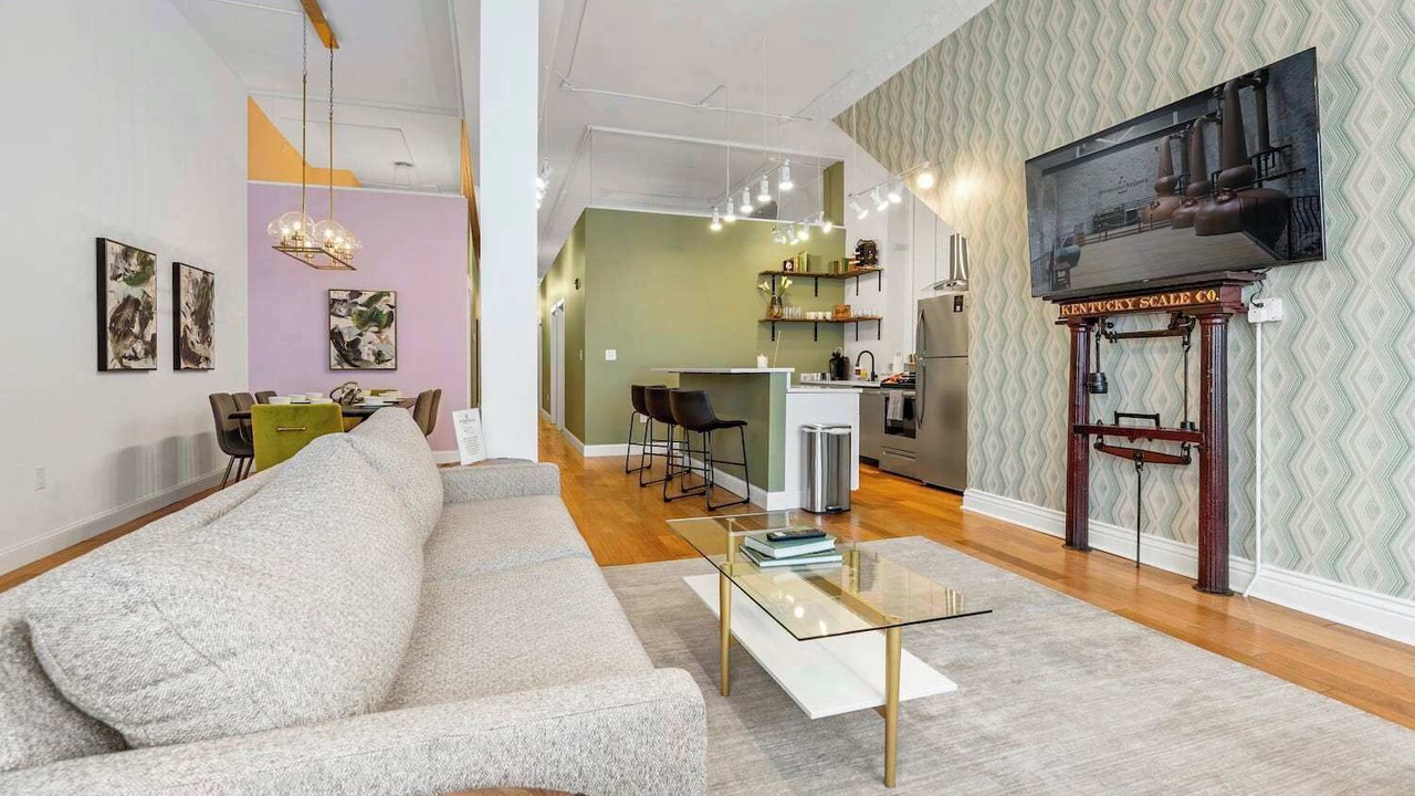 Photo of Livingroom in Shelby Park