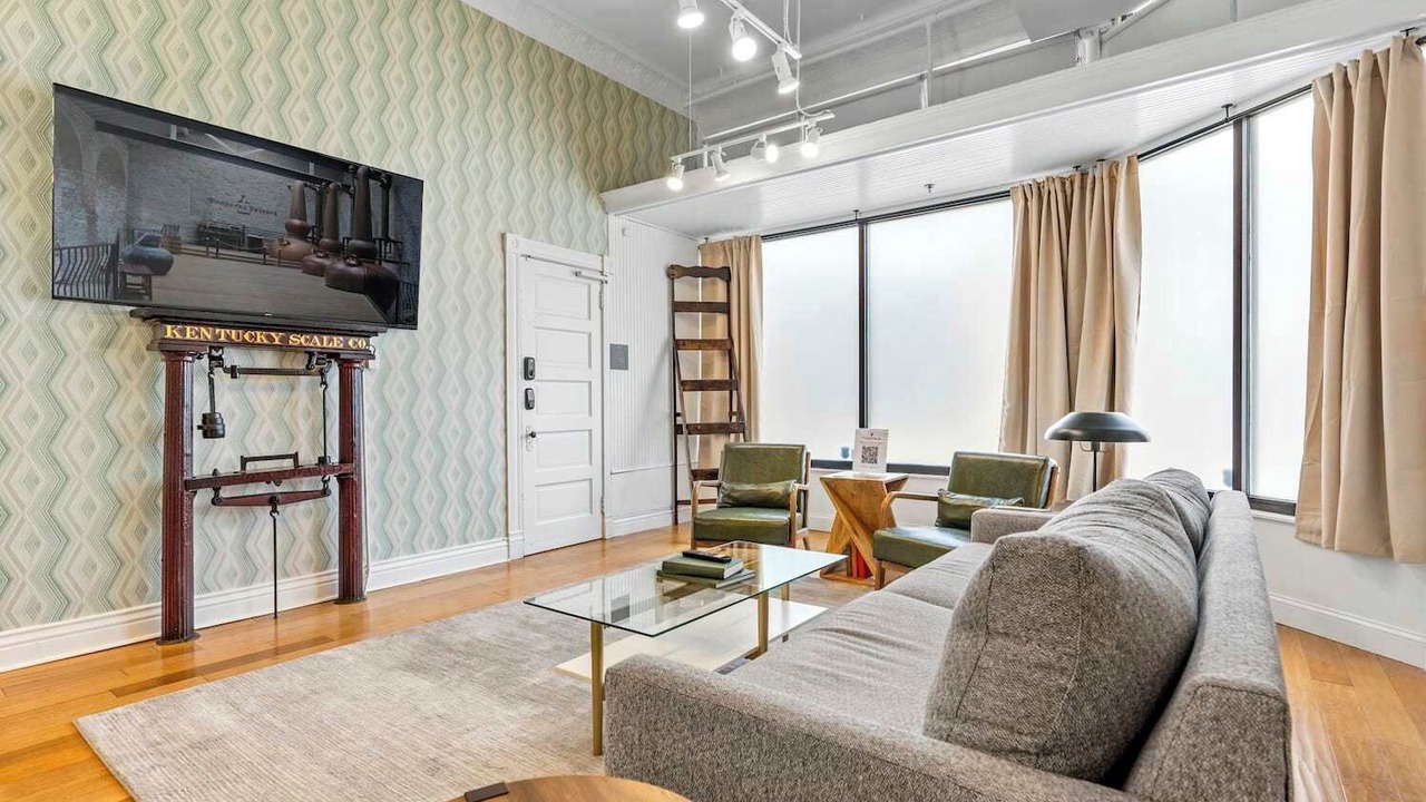Photo of Livingroom in Shelby Park
