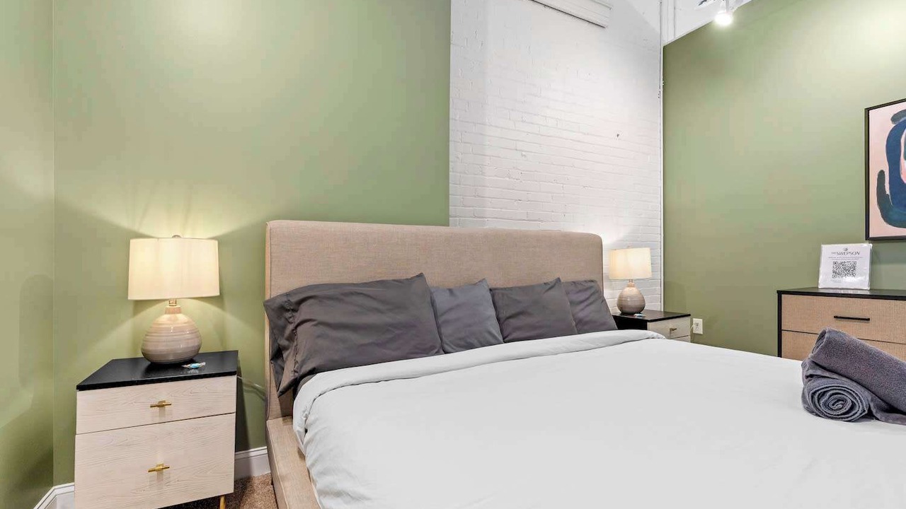 Photo of Bedroom in Shelby Park