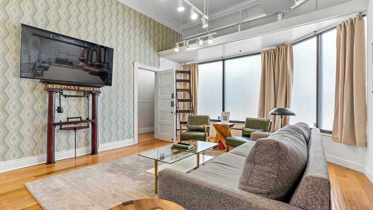Photo of Livingroom in Shelby Park