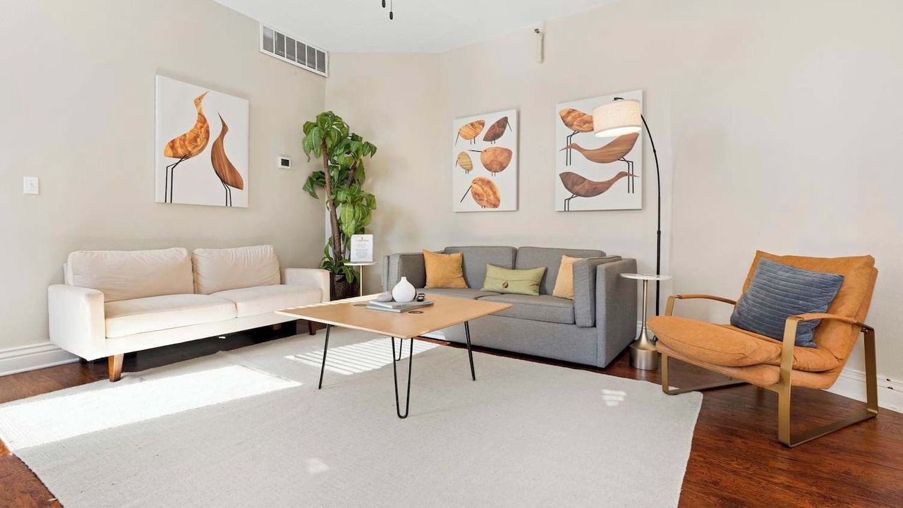 Photo of Livingroom in Shelby Park