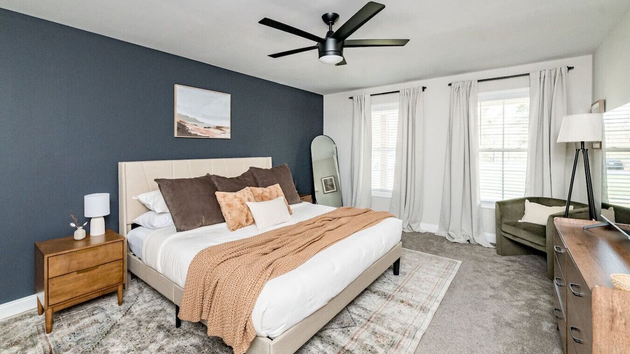 Photo of Bedroom in Madison Heights