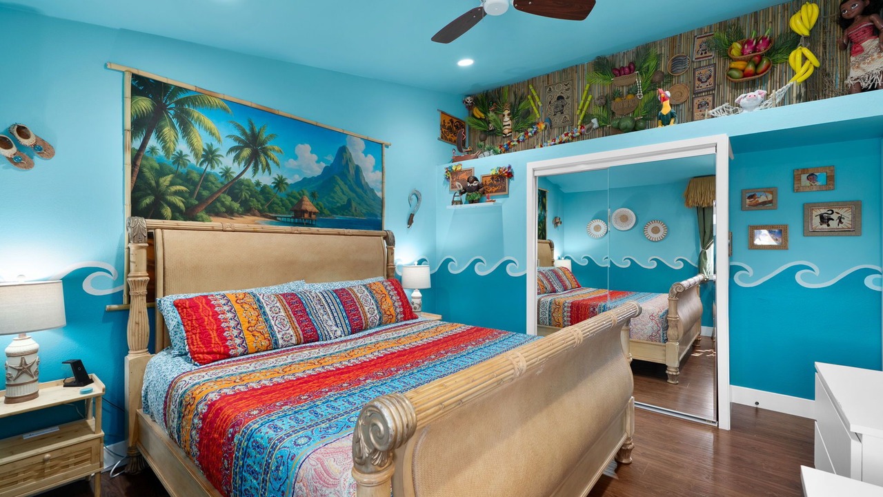 Photo of Bedroom in Anaheim Resort