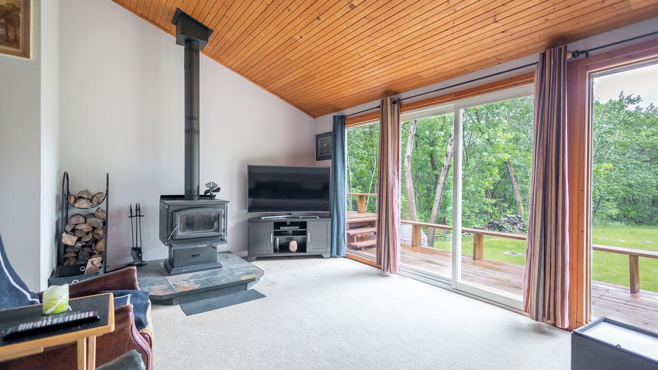 Photo of Livingroom in Manitoba