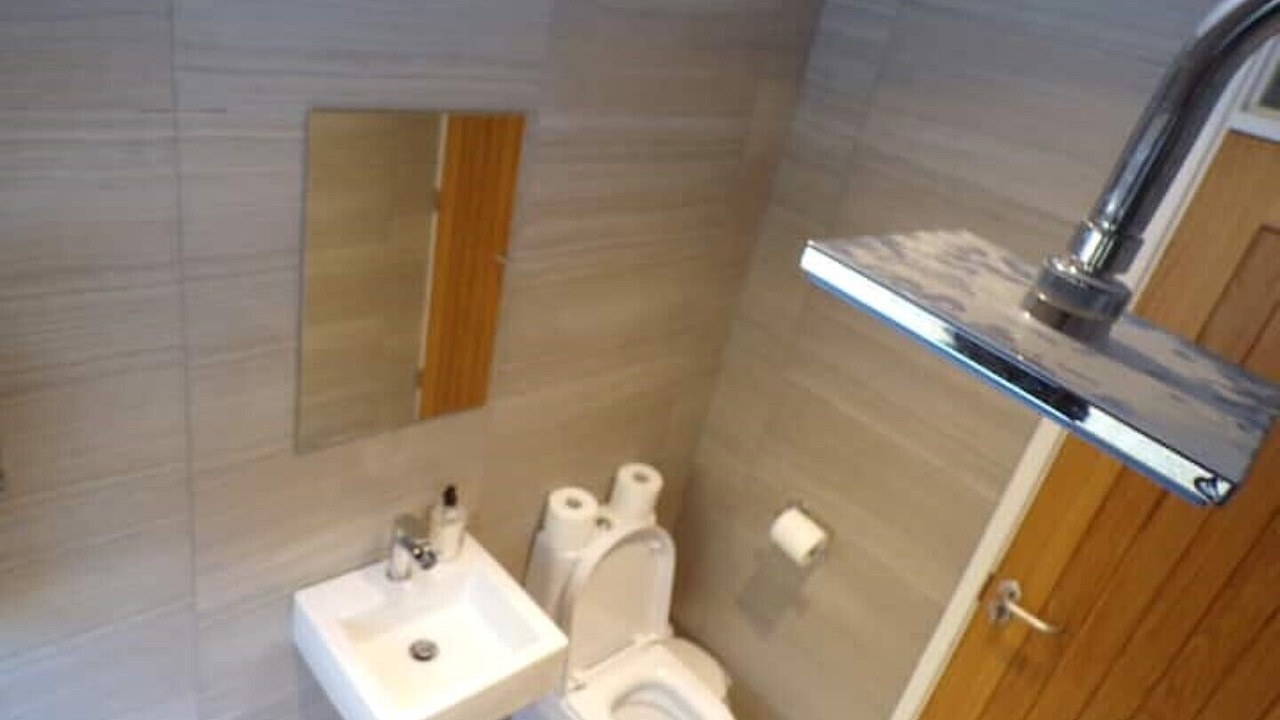 Photo of Bathroom in Pontneddfechan