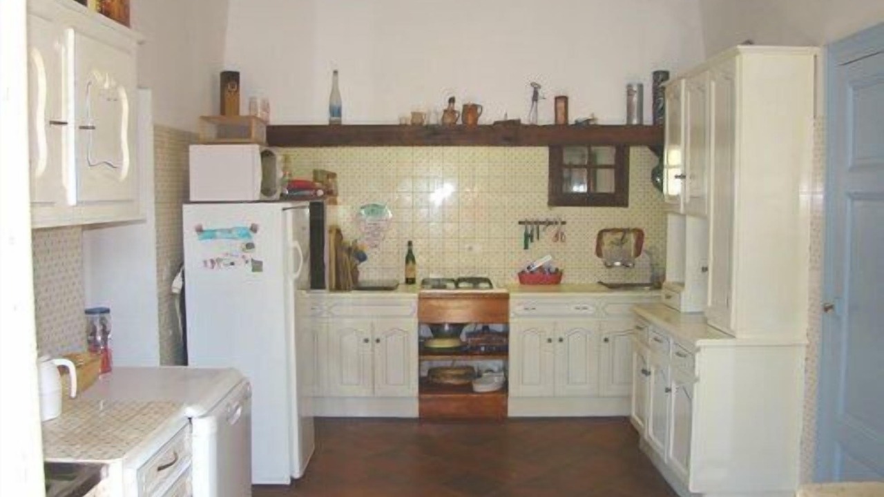 Photo of Others in Castella