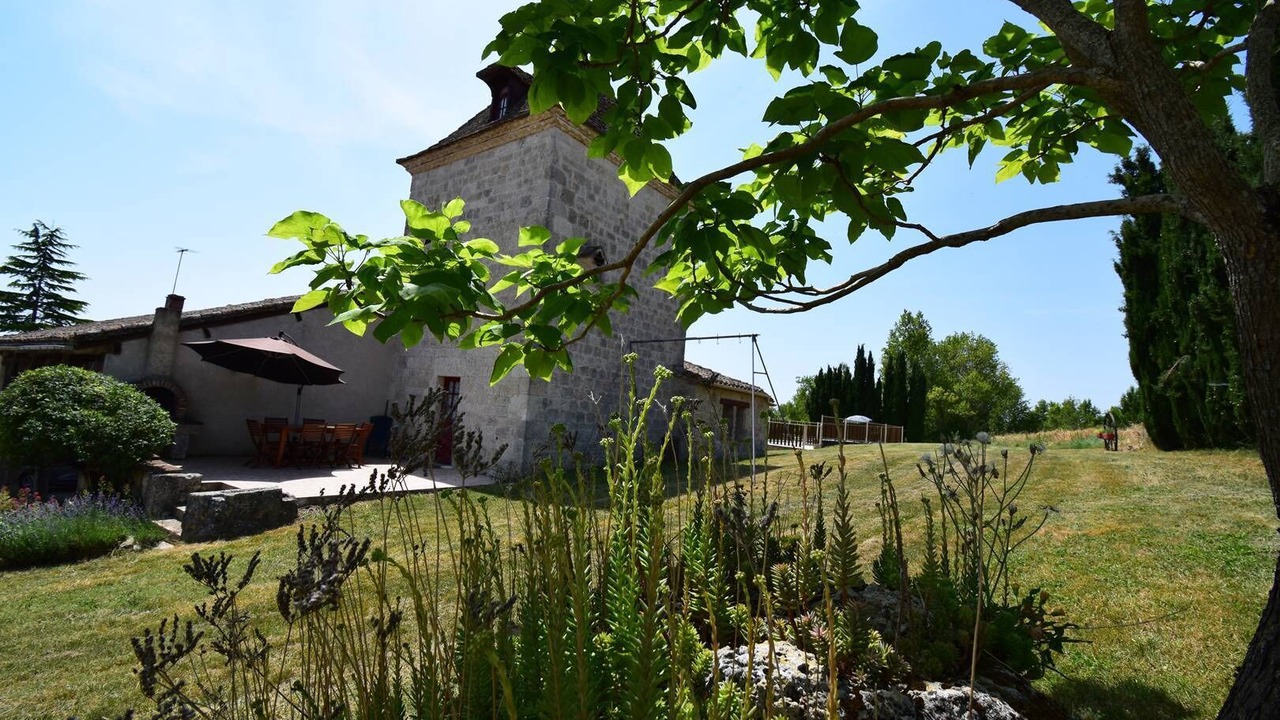 Photo of Outdoor in Dondas