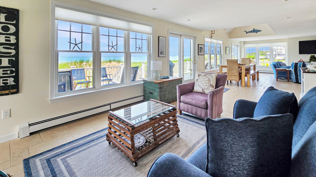 Photo of Livingroom in North Eastham