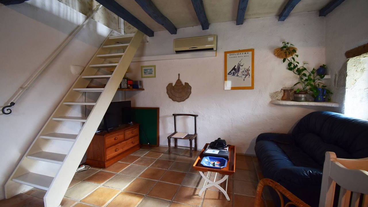 Photo of Others in Castella