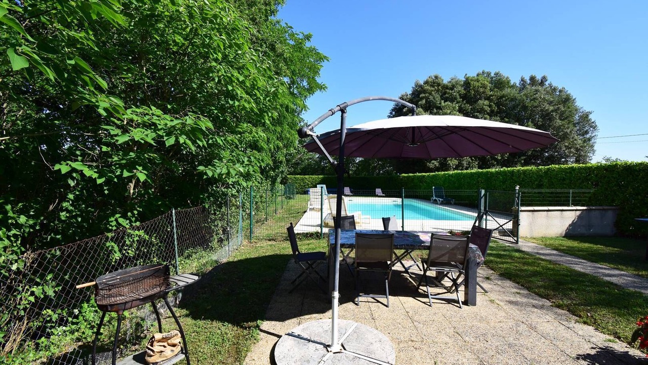 Photo of Outdoor in Saint-Martin-de-Villereal