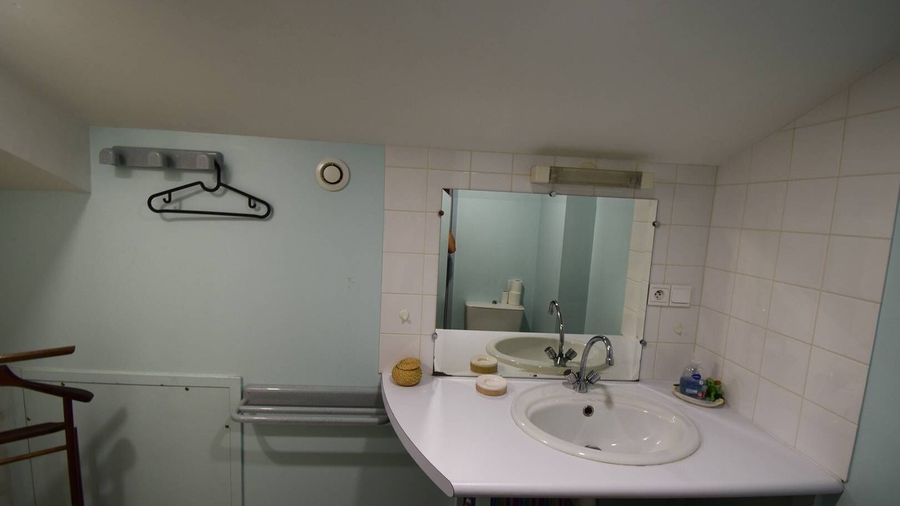 Photo of Bathroom in Saint-Martin-de-Villereal