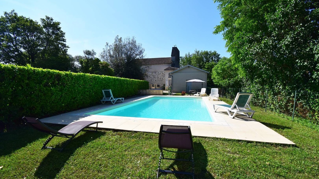Photo of Outdoor in Saint-Martin-de-Villereal