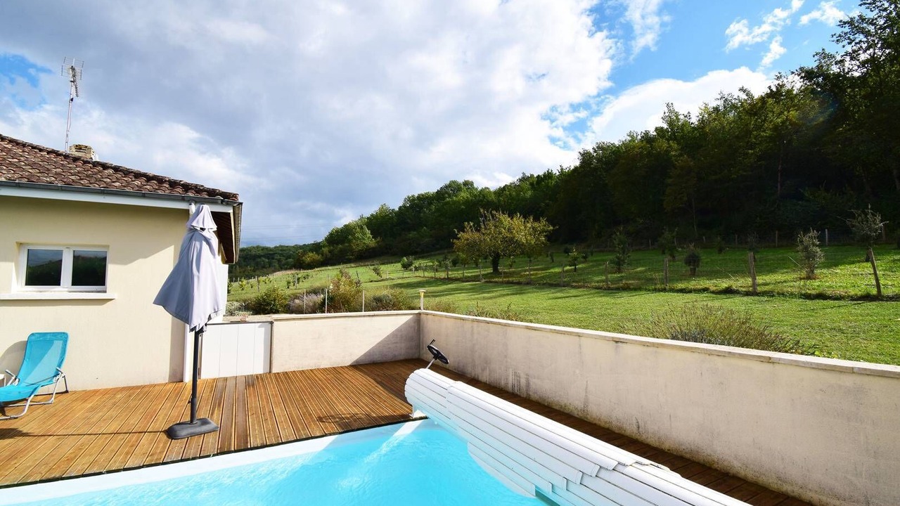 Photo of Others in Montesquieu