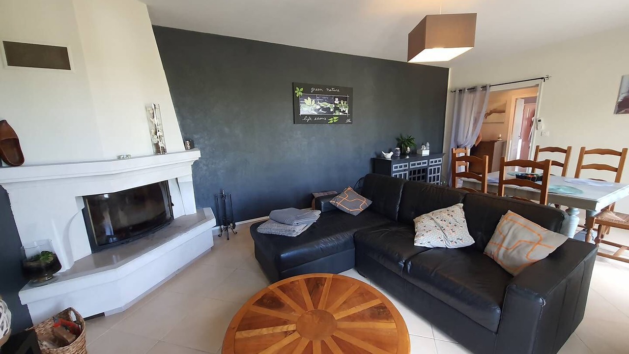 Photo of Others in Montesquieu