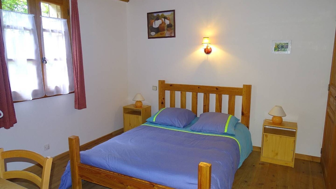 Photo of Bedroom in Blanquefort-sur-Briolance