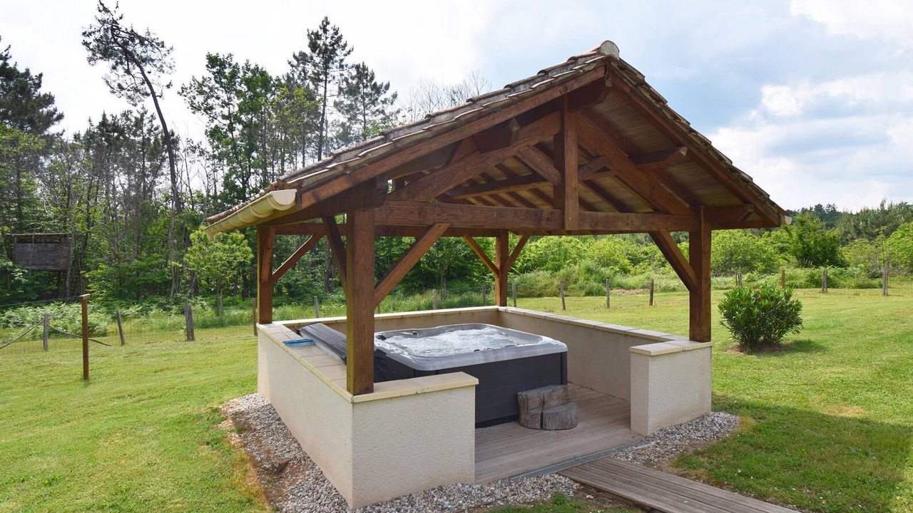 Photo of Outdoor in Blanquefort-sur-Briolance