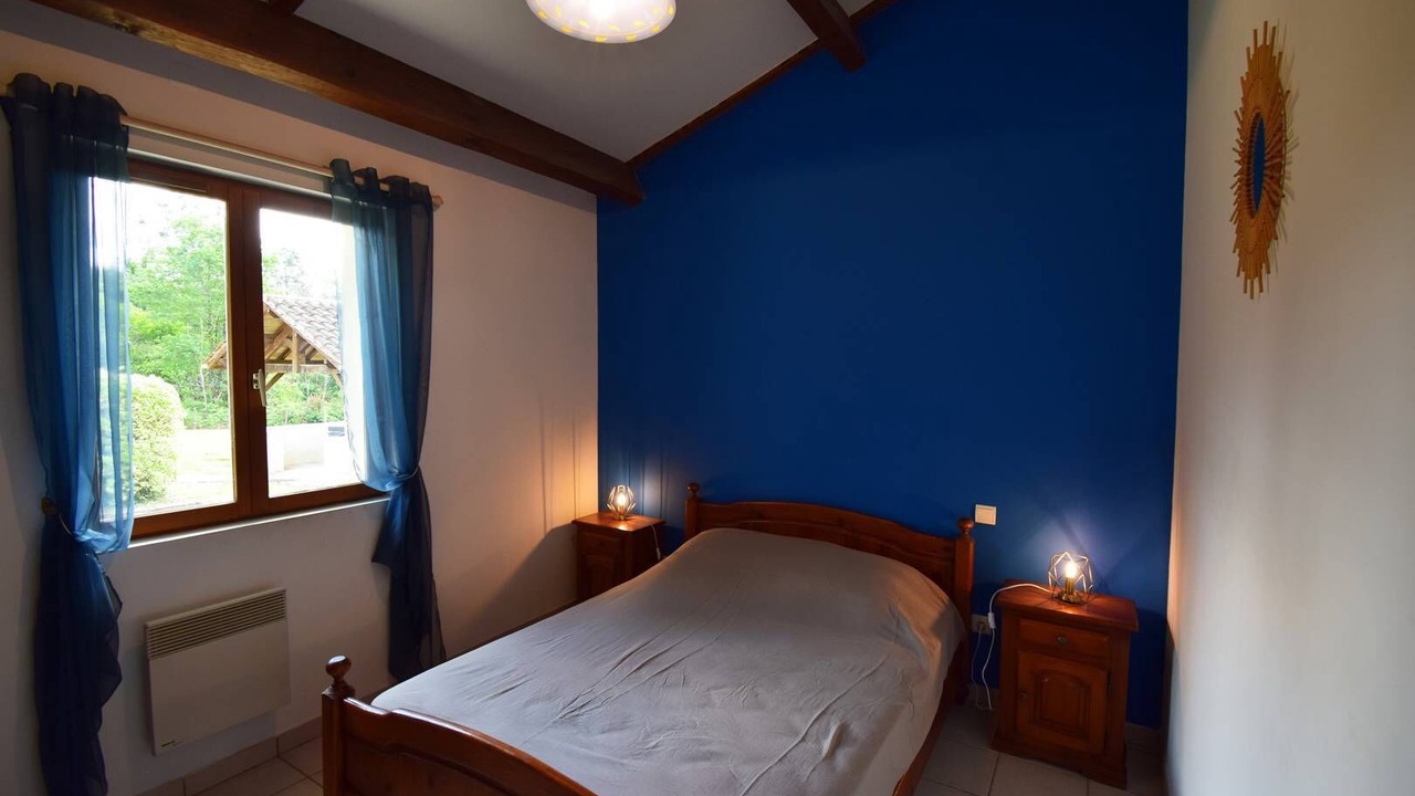 Photo of Bedroom in Blanquefort-sur-Briolance