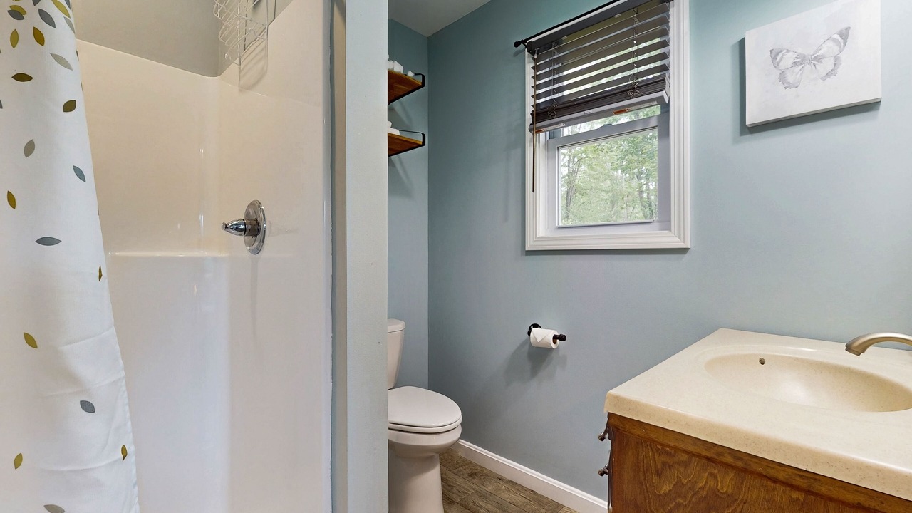 Photo of Bathroom in Castleton