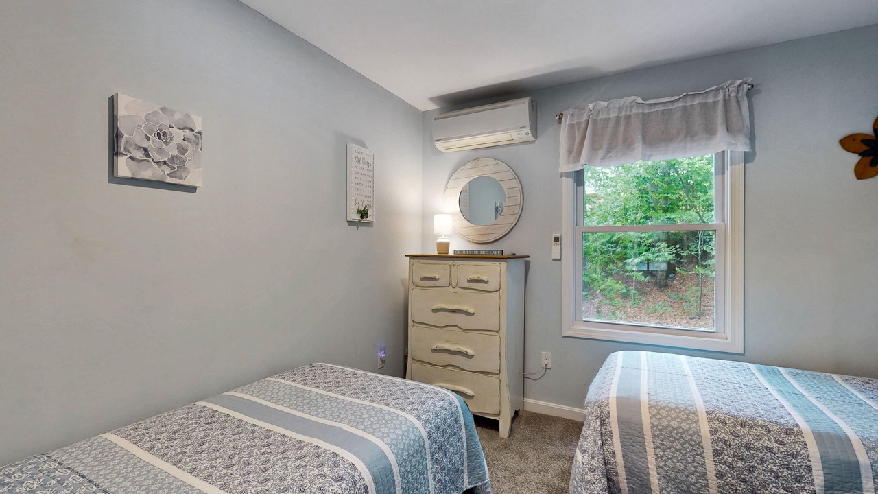 Photo of Bedroom in Castleton