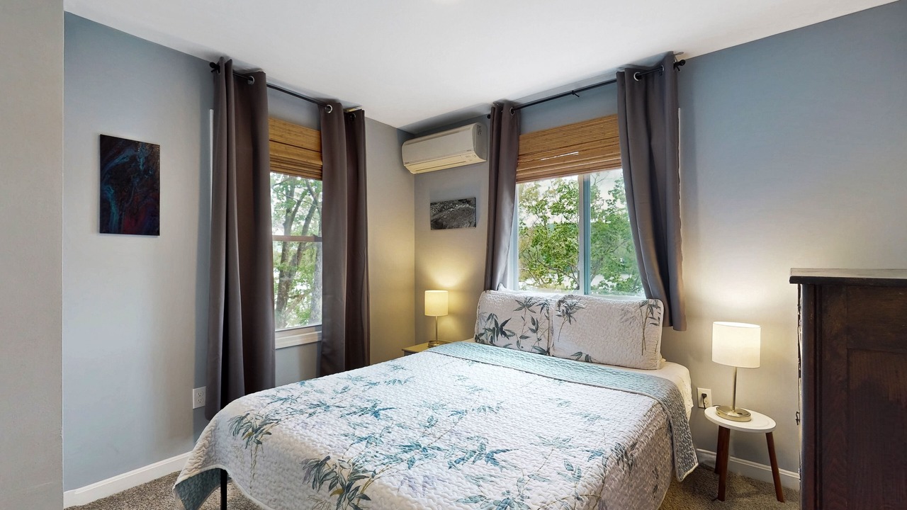 Photo of Bedroom in Castleton